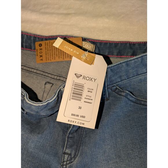 Roxy Denim Shorts Womens 30 Mid Waist Distressed Medium Wash Summer Basic‎ - Picture 6 of 7